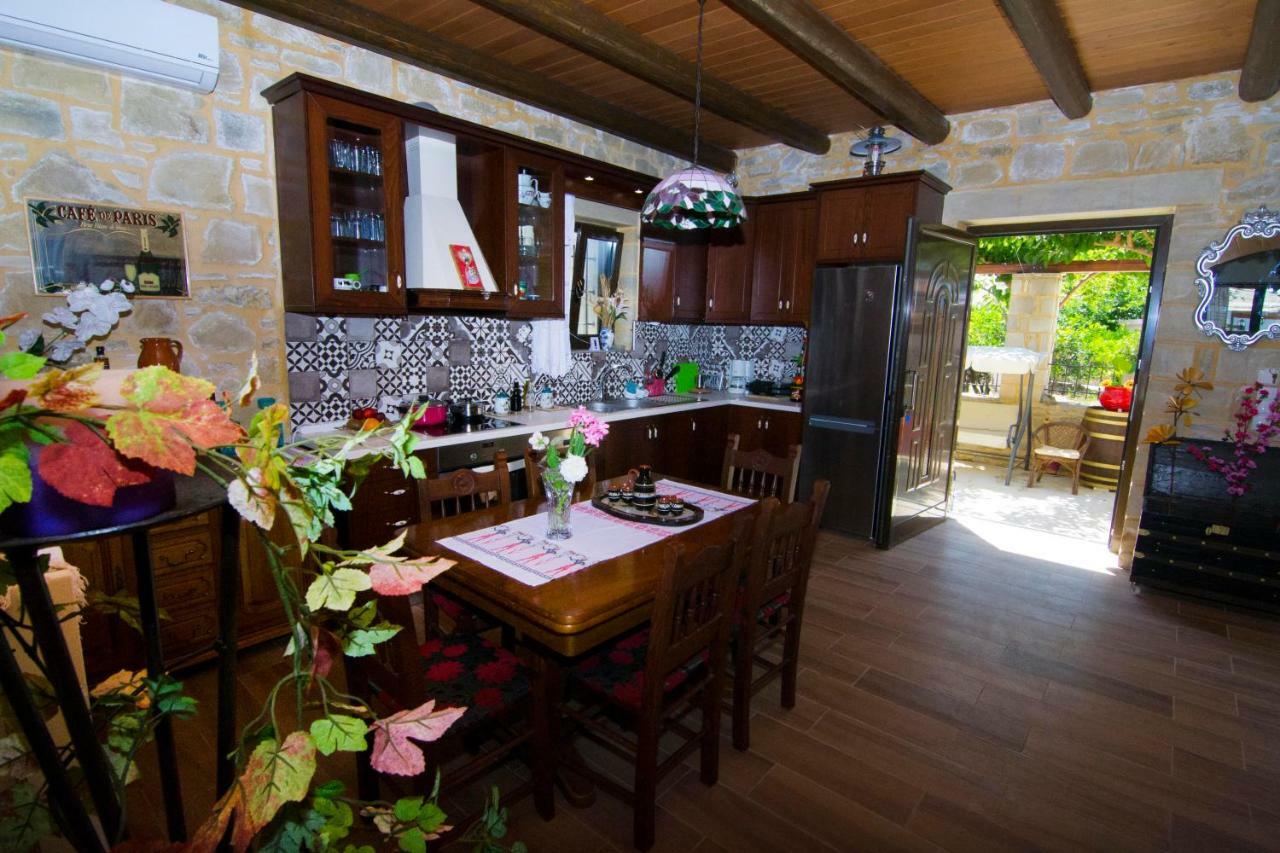 Villa Mansion Rokka Kíssamos