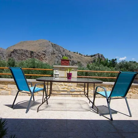 Villa Mansion Rokka à Kíssamos Extérieur photo